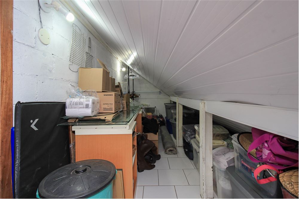 Casa de Condomínio à venda com 3 quartos, 200m² - Foto 24