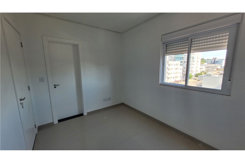 Apartamento à venda com 3 quartos, 93m² - Foto 9