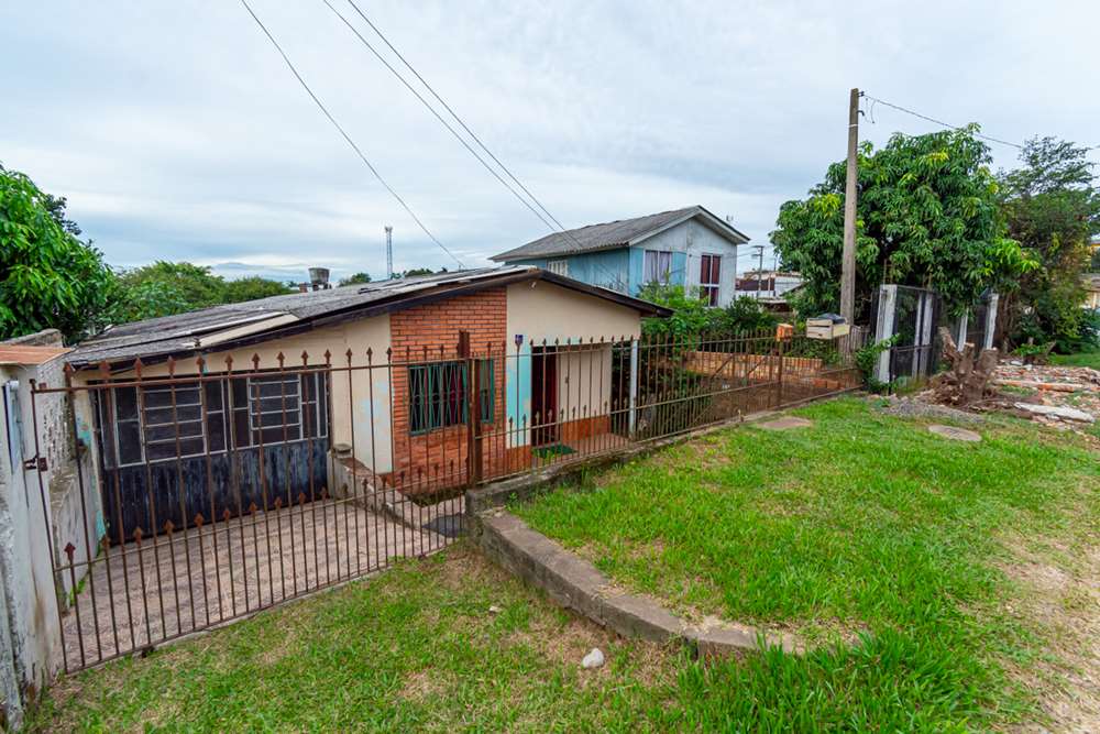 Casa à venda com 2 quartos, 300m² - Foto 3