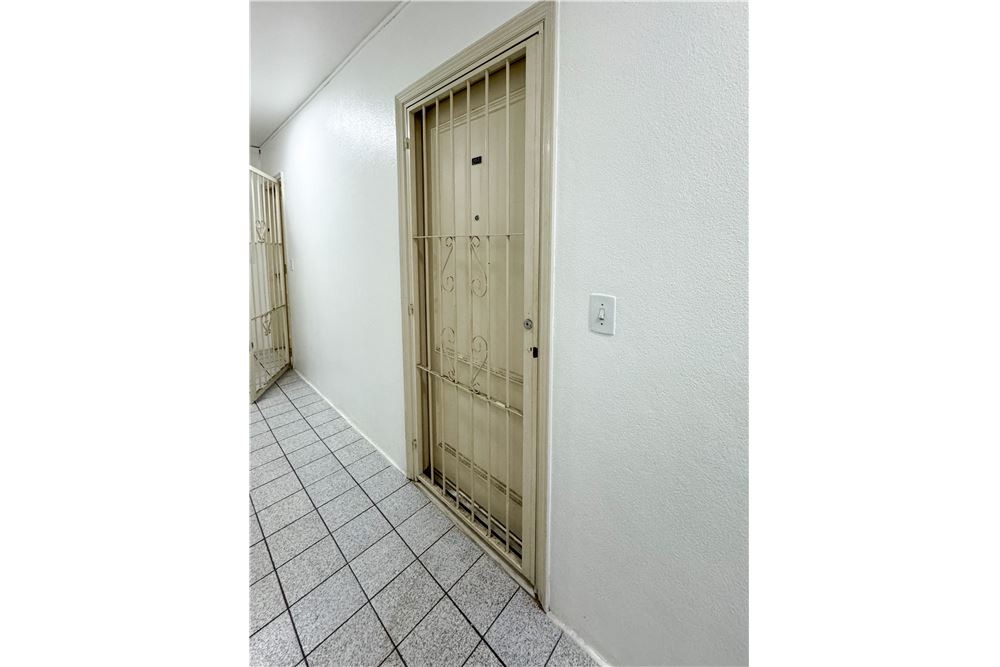 Apartamento à venda com 1 quarto, 36m² - Foto 19