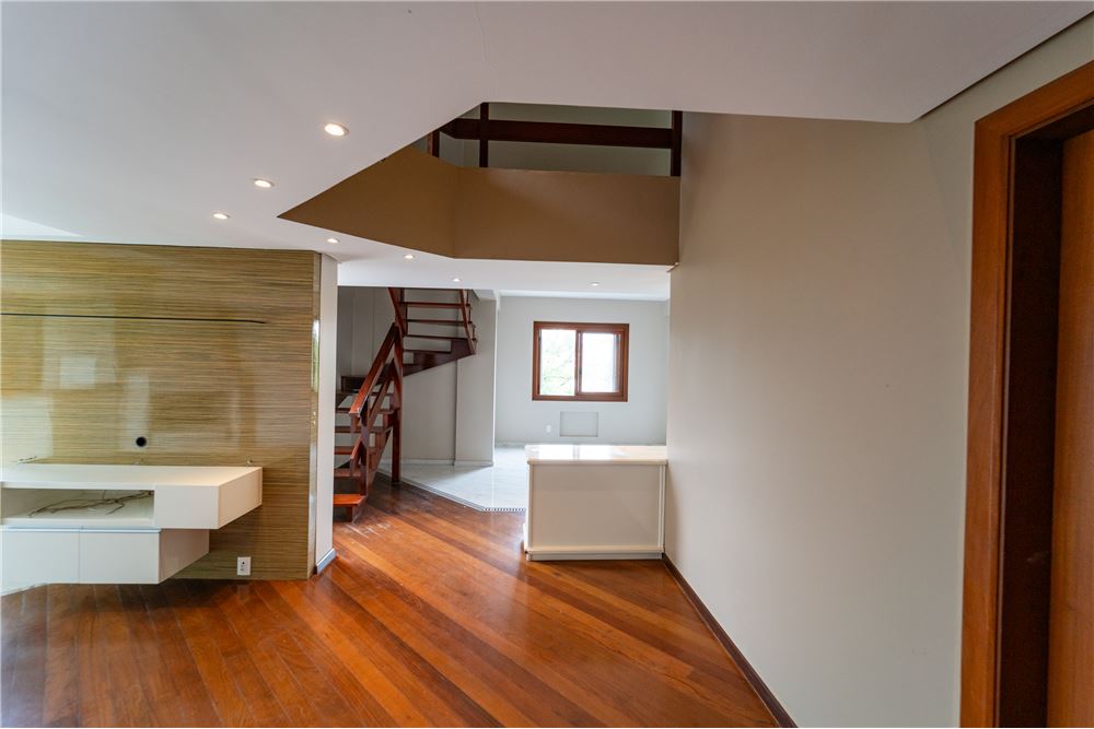 Apartamento à venda com 3 quartos, 197m² - Foto 8