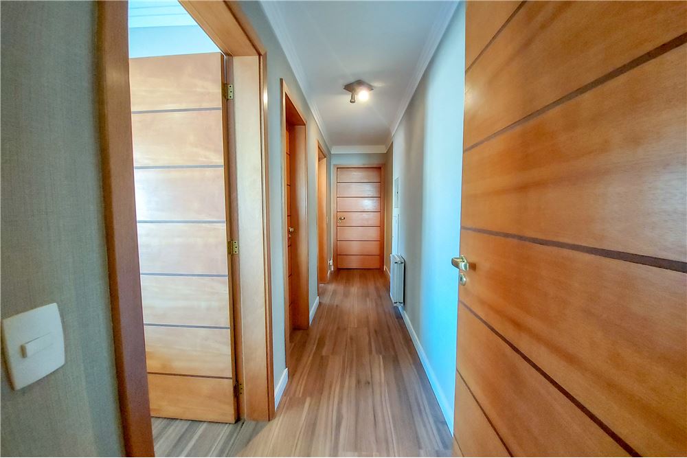 Apartamento à venda com 3 quartos, 131m² - Foto 23