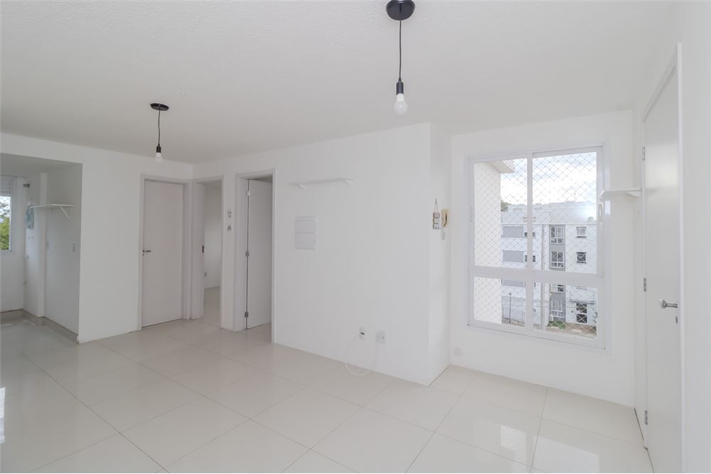 Apartamento à venda com 2 quartos, 60m² - Foto 2