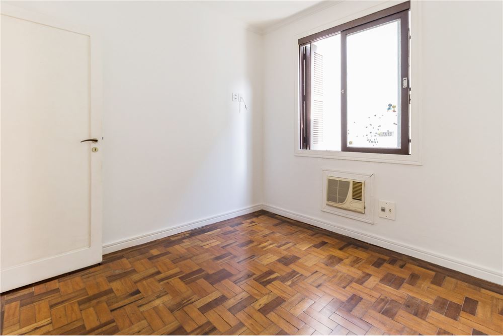 Apartamento à venda com 3 quartos, 97m² - Foto 23