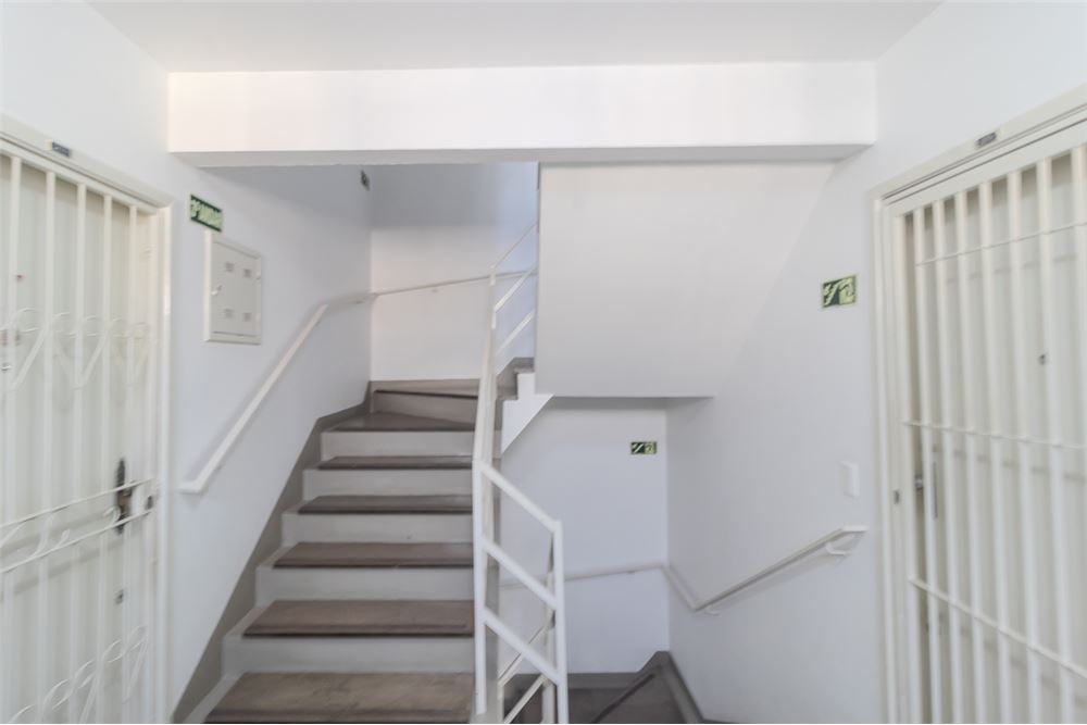 Apartamento à venda com 1 quarto, 49m² - Foto 15