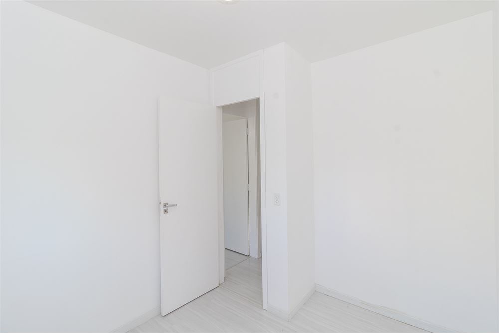 Apartamento à venda com 3 quartos, 70m² - Foto 4