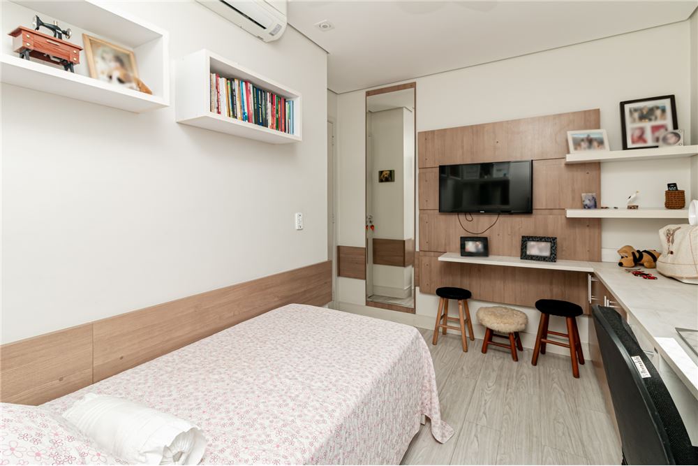 Apartamento à venda com 3 quartos, 125m² - Foto 17