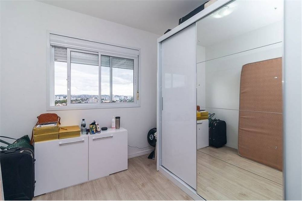 Apartamento à venda com 3 quartos, 75m² - Foto 13