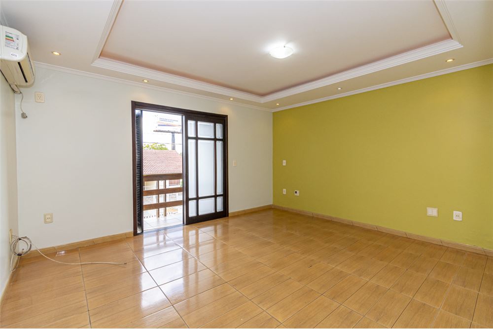 Casa à venda com 3 quartos, 200m² - Foto 17