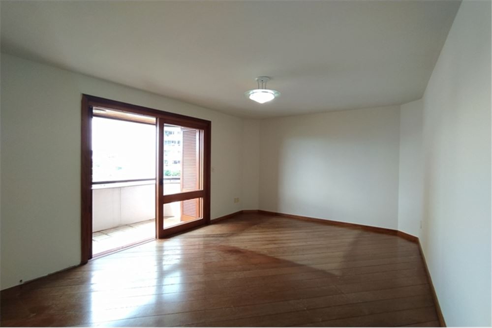 Apartamento à venda com 3 quartos, 221m² - Foto 23