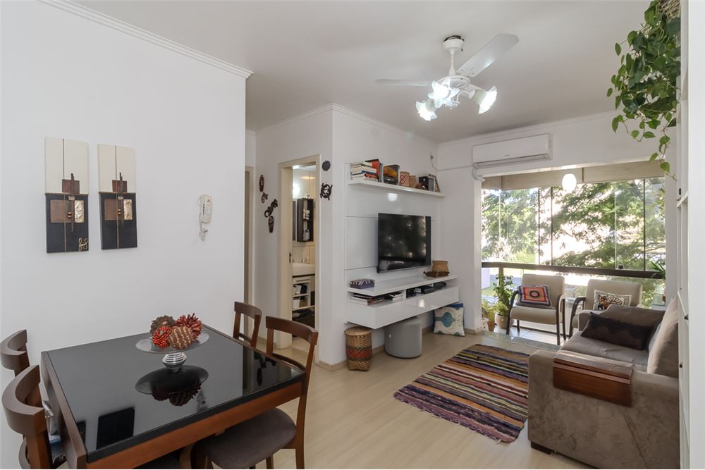 Apartamento à venda com 1 quarto, 49m² - Foto 1