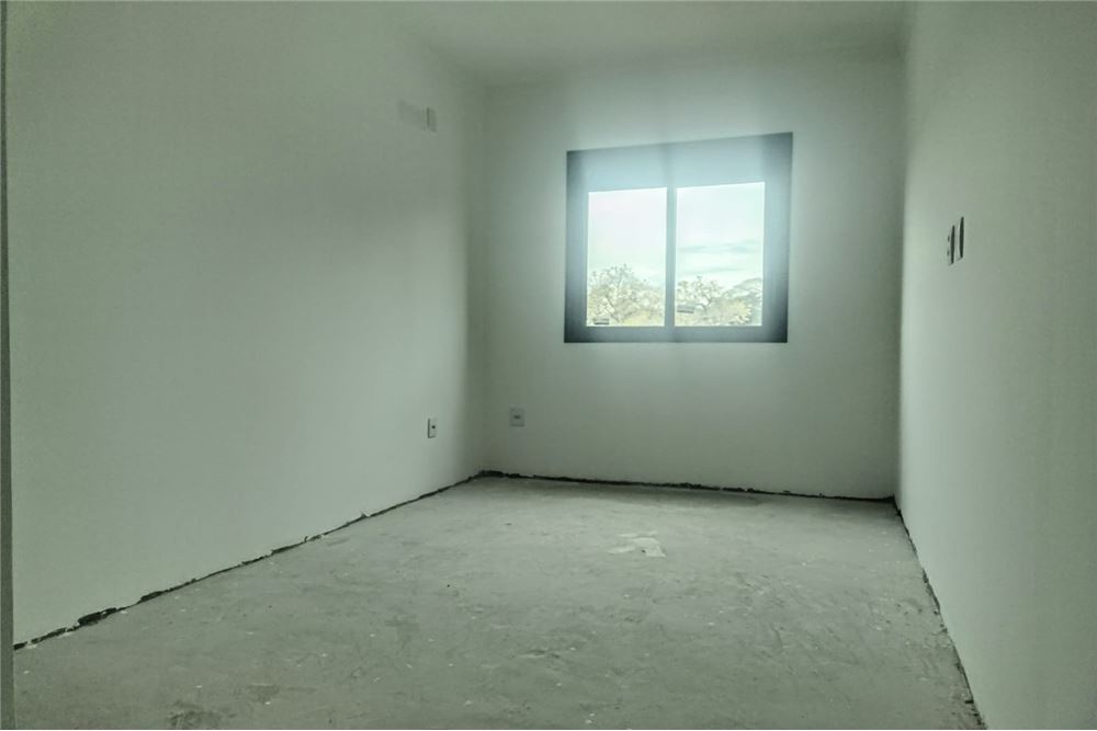 Casa à venda com 3 quartos, 90m² - Foto 8