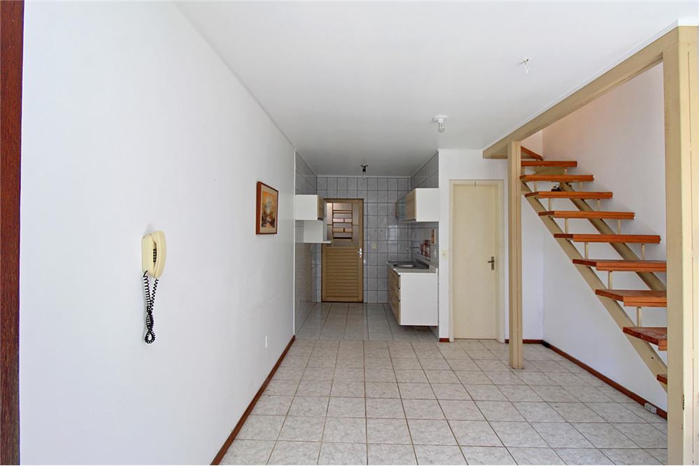 Casa de Condomínio à venda com 2 quartos, 82m² - Foto 1