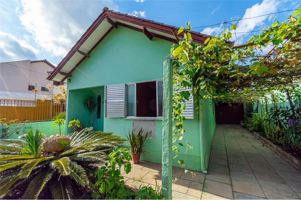 Casa à venda com 3 quartos, 180m² - Foto 4