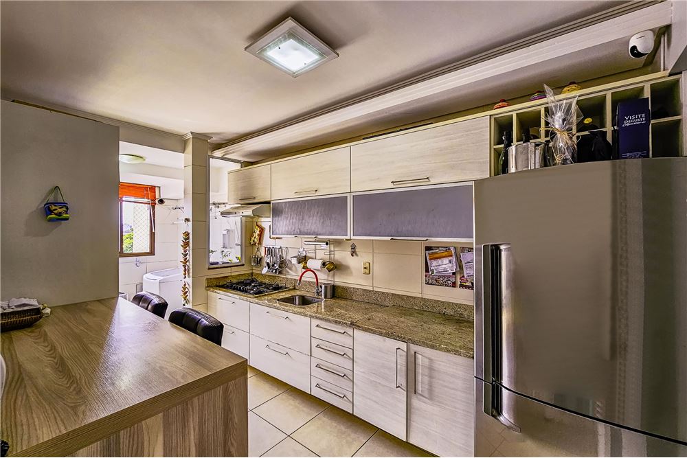 Apartamento à venda com 3 quartos, 204m² - Foto 18