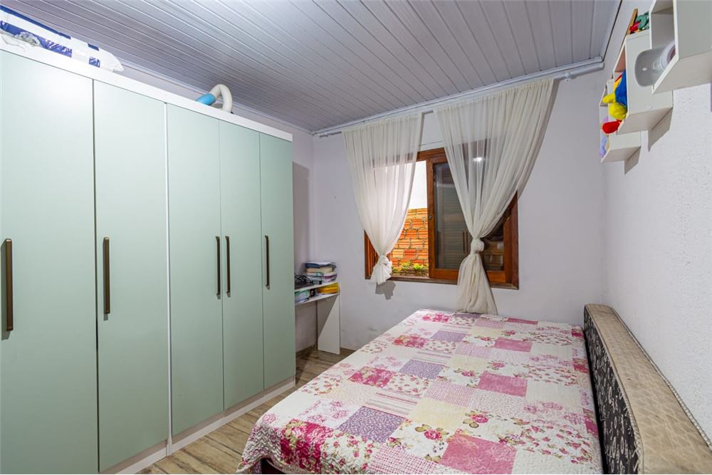 Casa à venda com 3 quartos, 300m² - Foto 7