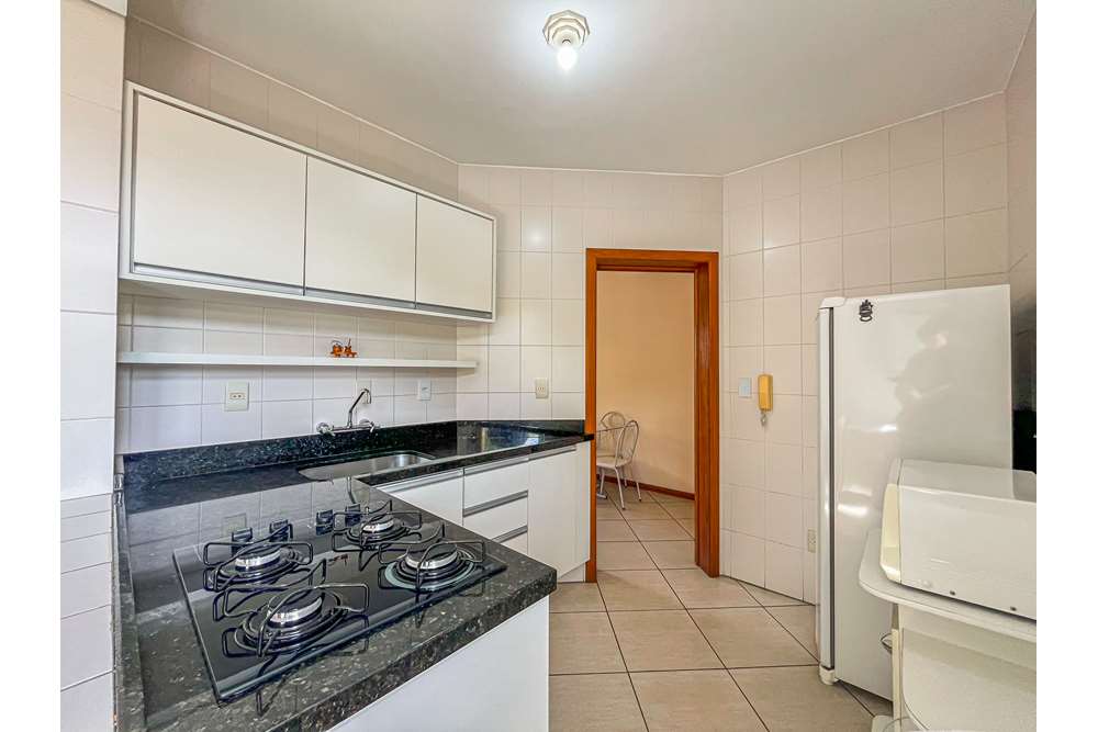 Apartamento à venda com 2 quartos, 65m² - Foto 7