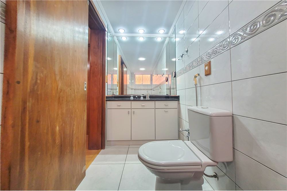 Apartamento à venda com 3 quartos, 130m² - Foto 16