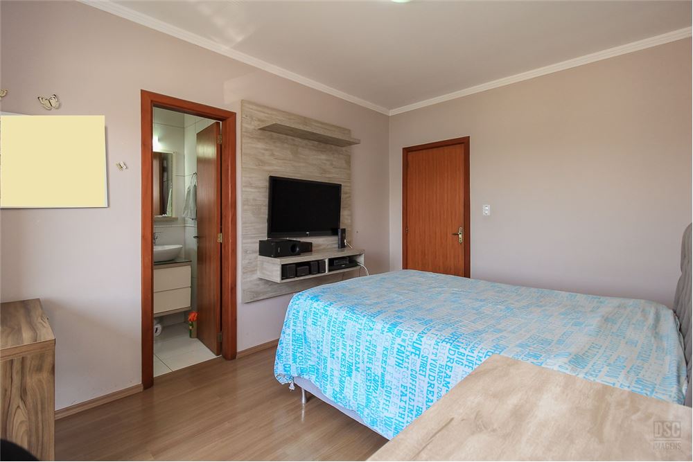 Casa à venda com 3 quartos, 131m² - Foto 14