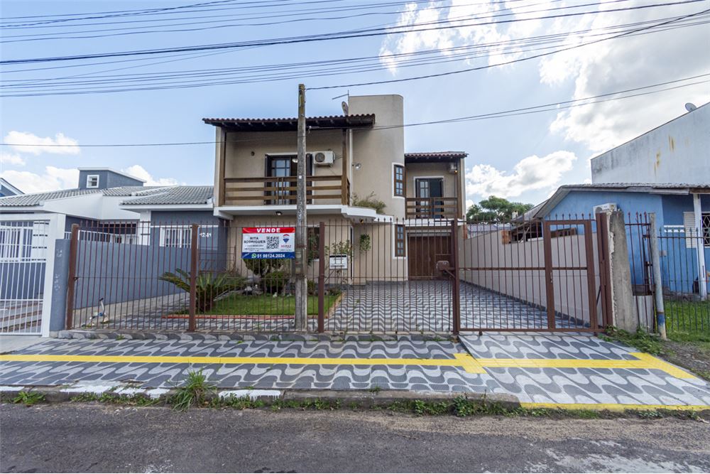 Casa à venda com 3 quartos, 200m² - Foto 4