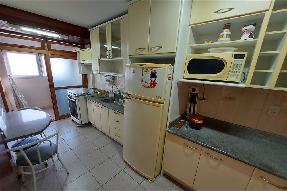 Apartamento à venda com 1 quarto, 53m² - Foto 4