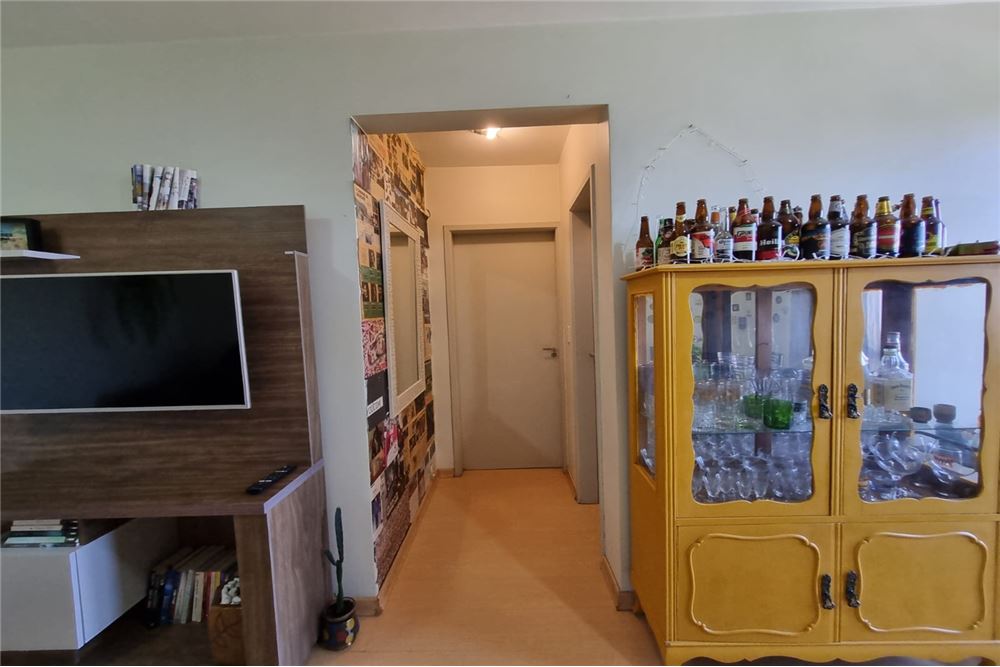 Apartamento à venda com 1 quarto, 81m² - Foto 3