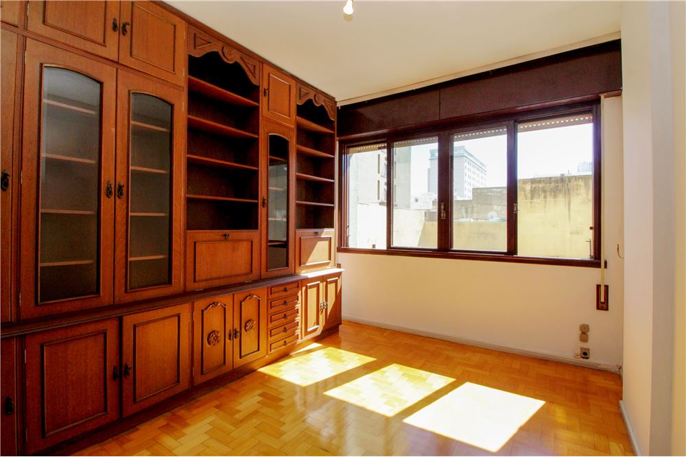 Apartamento à venda com 4 quartos, 186m² - Foto 24