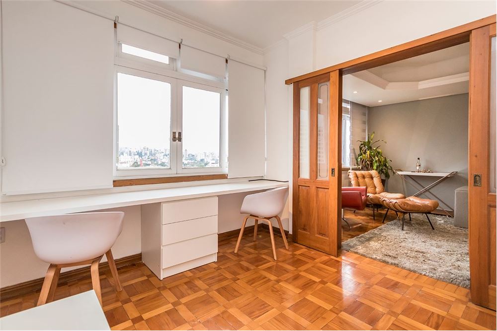 Apartamento à venda com 3 quartos, 107m² - Foto 4