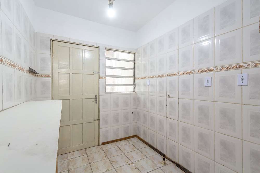 Casa à venda com 2 quartos, 55m² - Foto 9