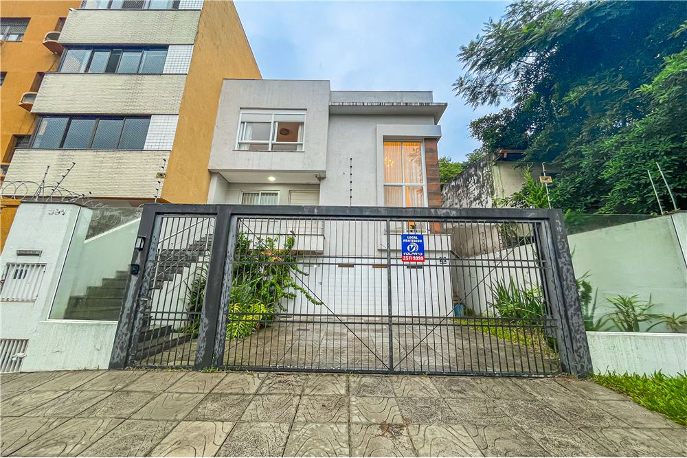 Casa à venda com 4 quartos, 300m² - Foto 1