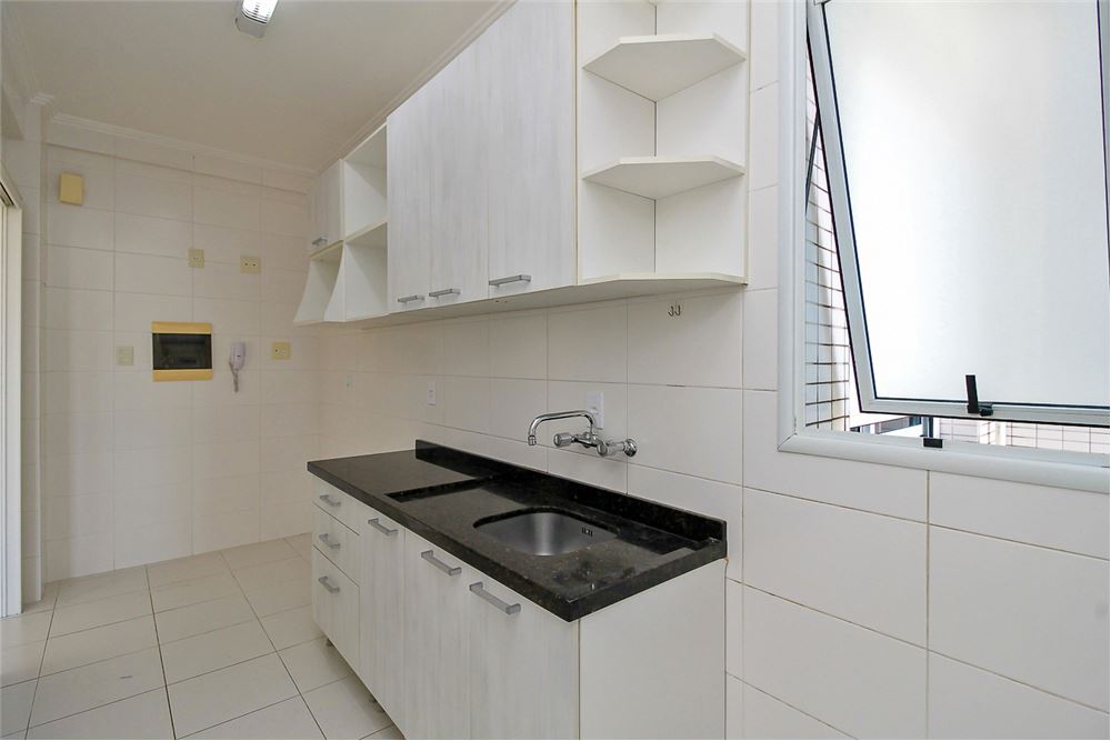 Apartamento à venda com 3 quartos, 123m² - Foto 10