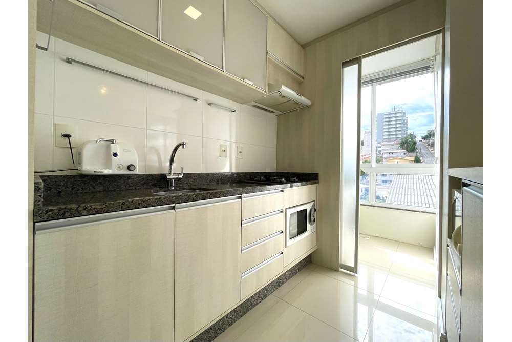 Apartamento à venda com 1 quarto, 65m² - Foto 2