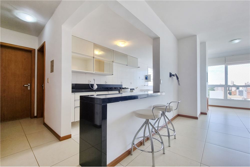 Apartamento à venda com 2 quartos, 104m² - Foto 12