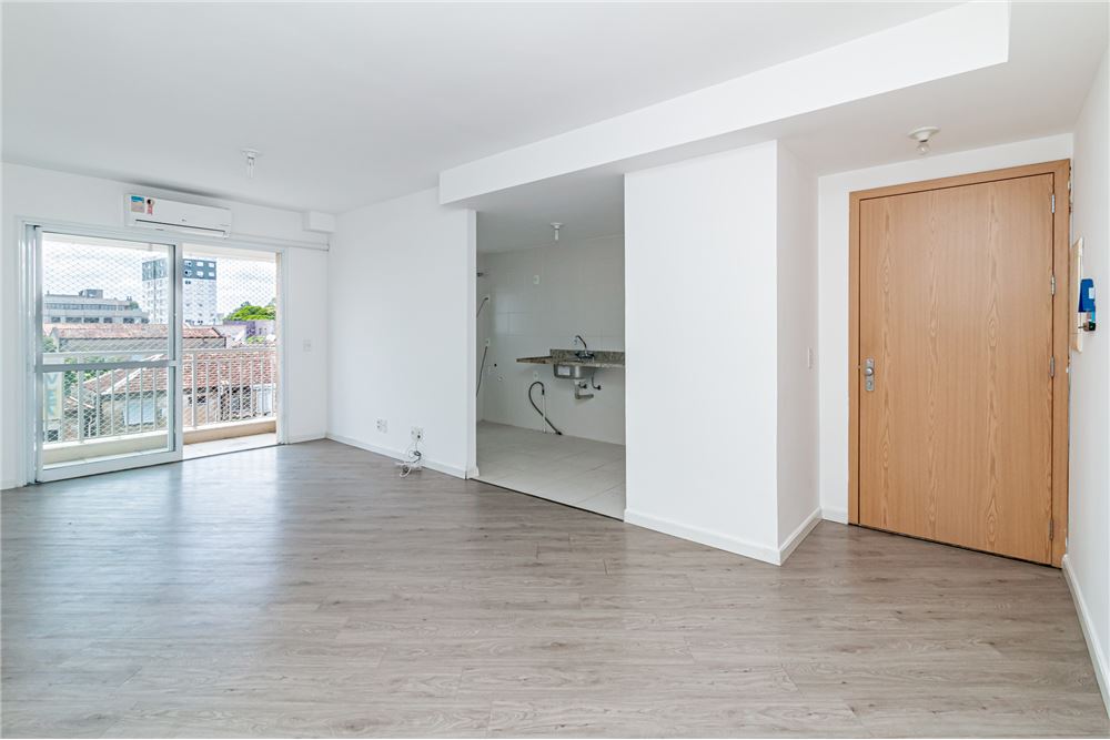 Apartamento à venda com 3 quartos, 133m² - Foto 2