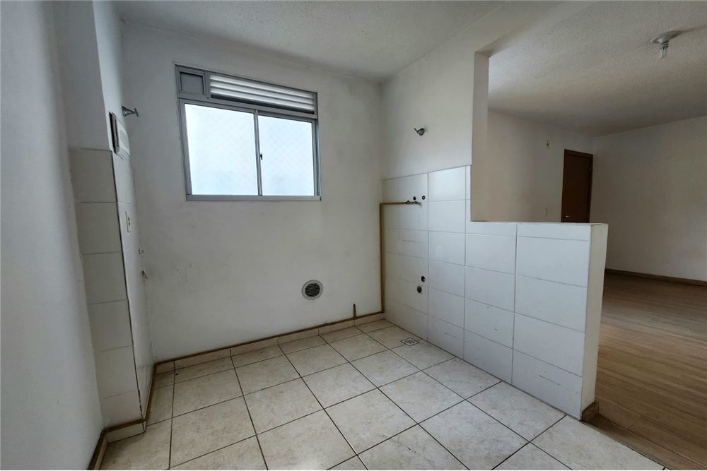 Apartamento à venda com 2 quartos, 47m² - Foto 4