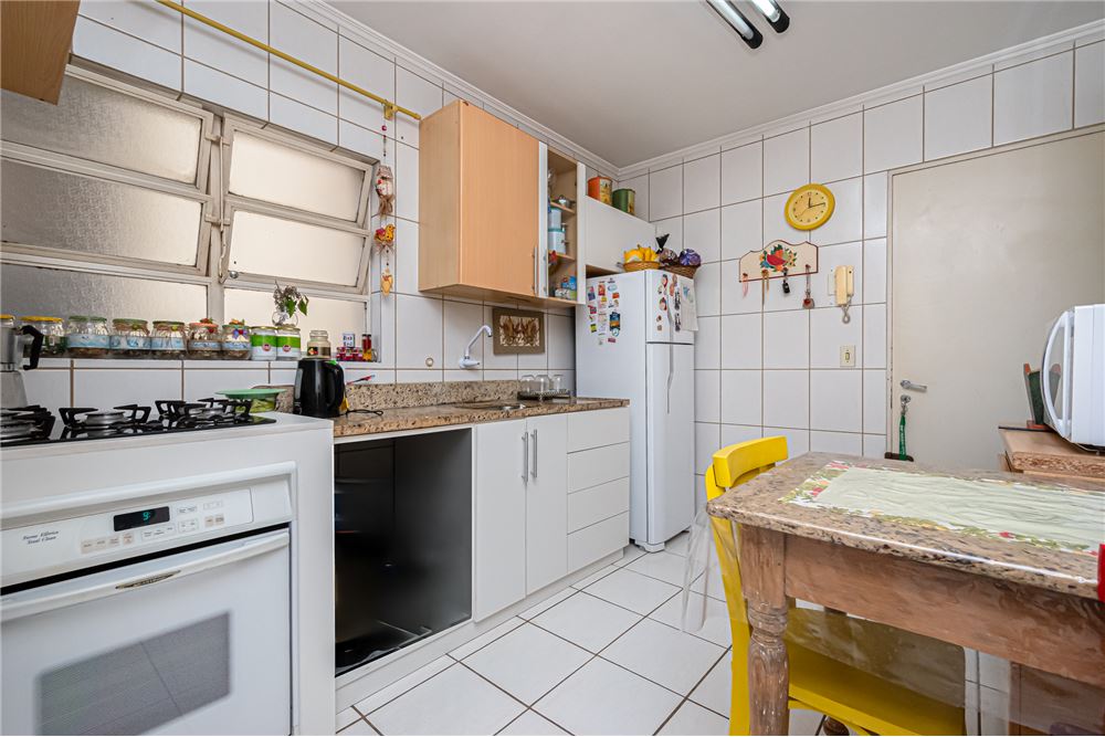 Apartamento à venda com 2 quartos, 127m² - Foto 14