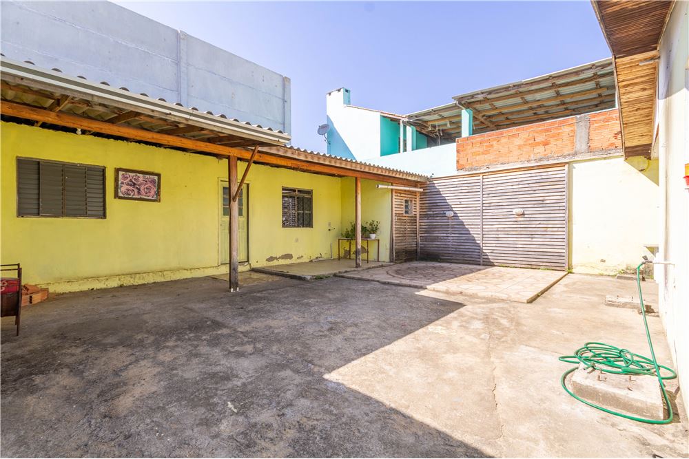 Casa à venda com 3 quartos, 300m² - Foto 17