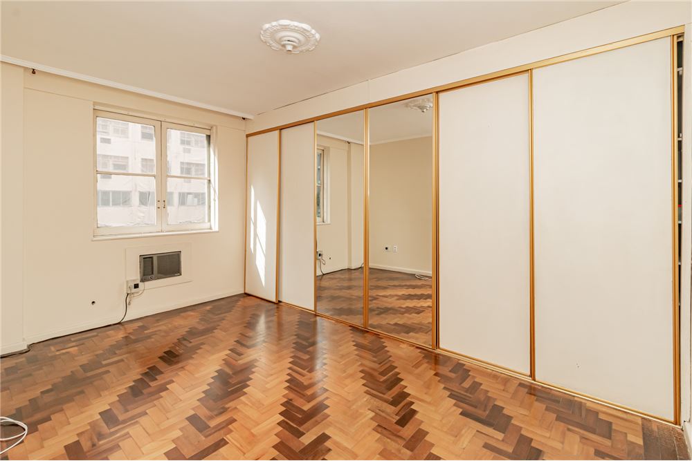 Apartamento à venda com 2 quartos, 150m² - Foto 9