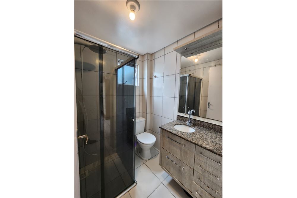 Apartamento à venda com 2 quartos, 74m² - Foto 2