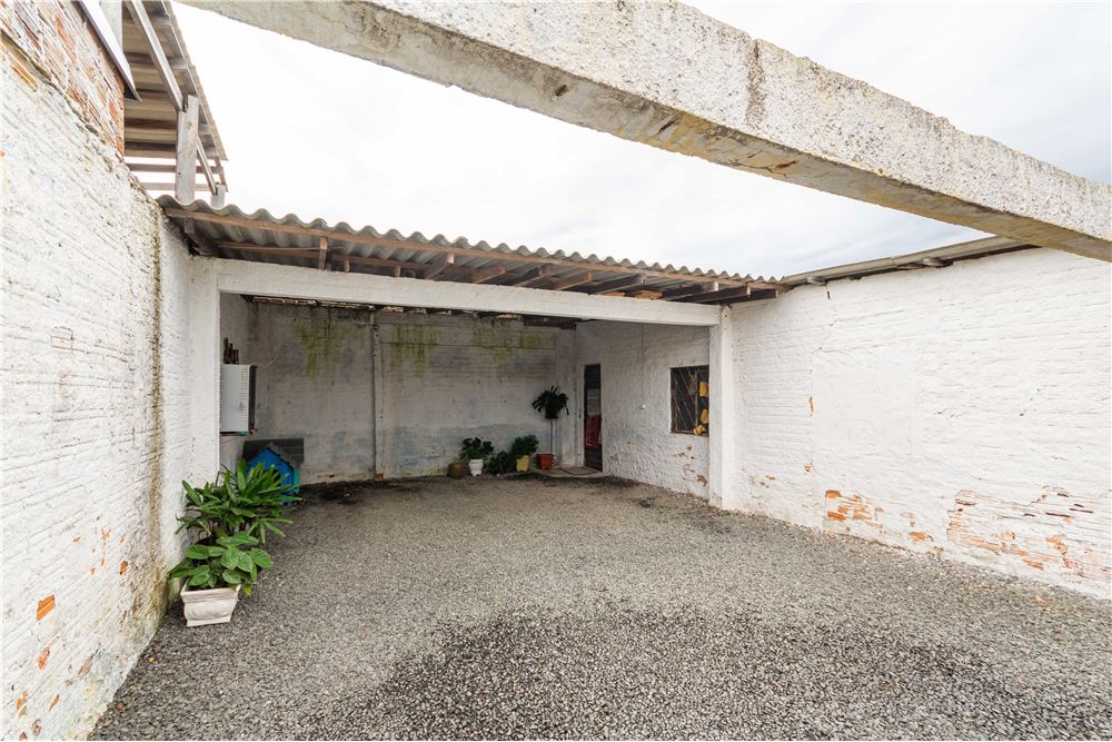 Casa à venda com 3 quartos, 300m² - Foto 6