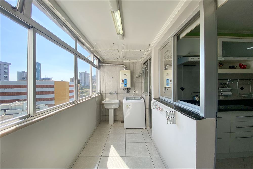 Apartamento à venda com 4 quartos, 164m² - Foto 14