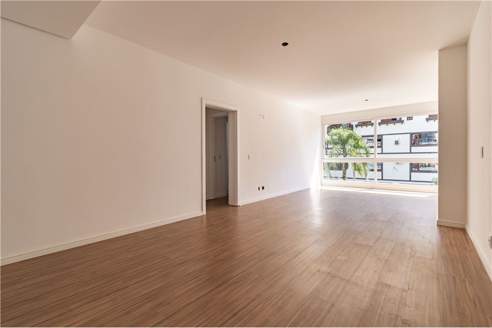 Apartamento à venda com 2 quartos, 94m² - Foto 1