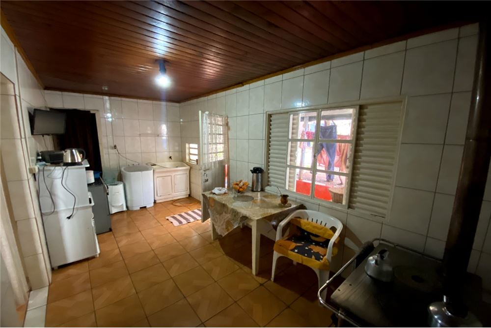 Chácara à venda com 1 quarto, 1272m² - Foto 4