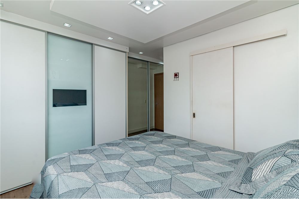 Apartamento à venda com 3 quartos, 133m² - Foto 21