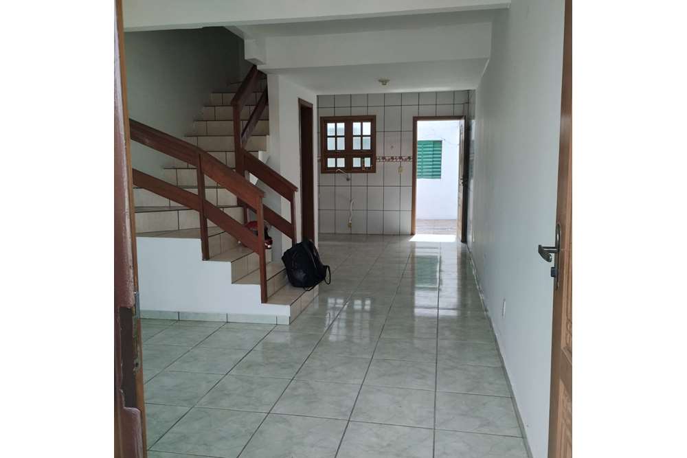 Casa à venda com 2 quartos, 70m² - Foto 14