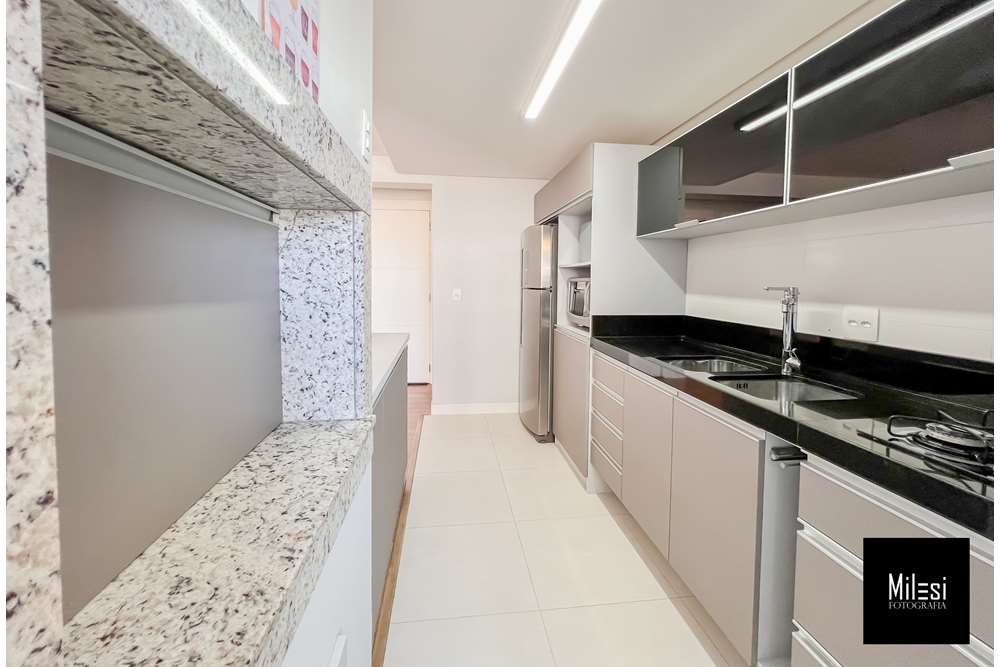 Apartamento à venda com 3 quartos, 108m² - Foto 8