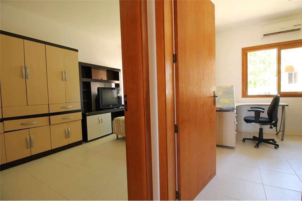 Casa de Condomínio à venda com 2 quartos, 200m² - Foto 10