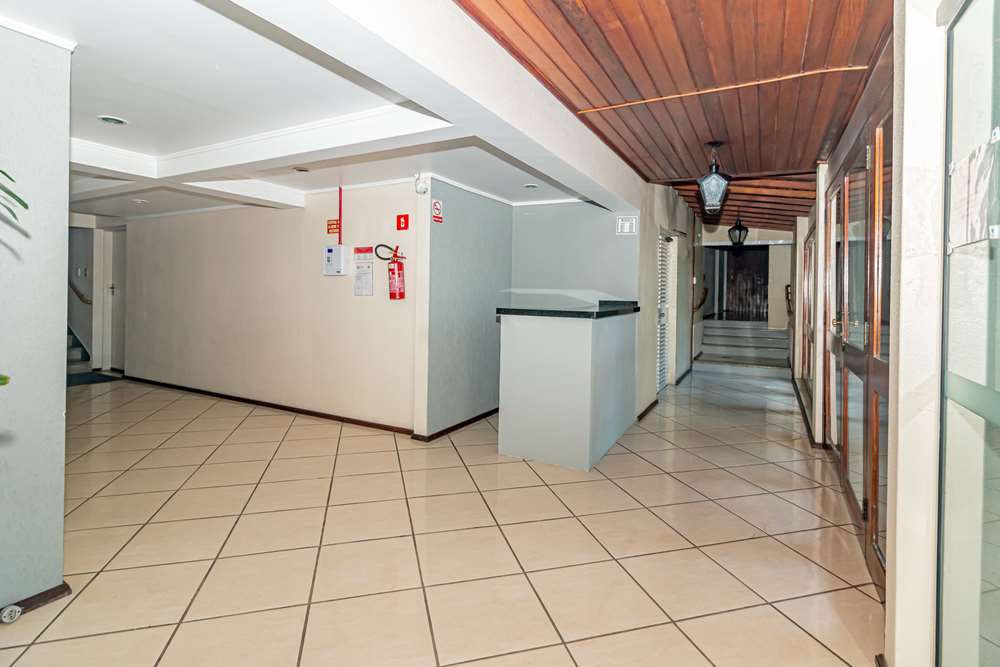 Apartamento à venda com 2 quartos, 85m² - Foto 21