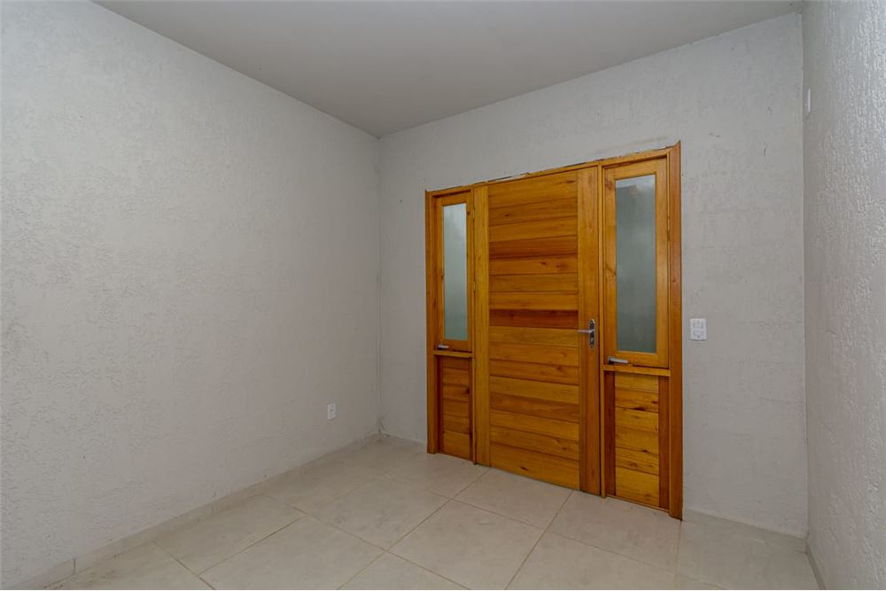 Casa à venda com 2 quartos, 63m² - Foto 17