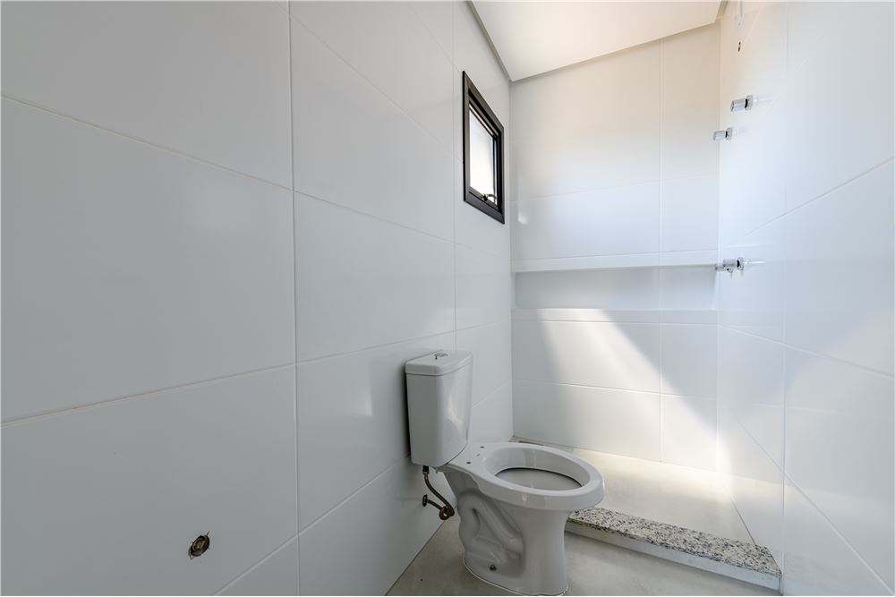 Casa à venda com 2 quartos, 80m² - Foto 16